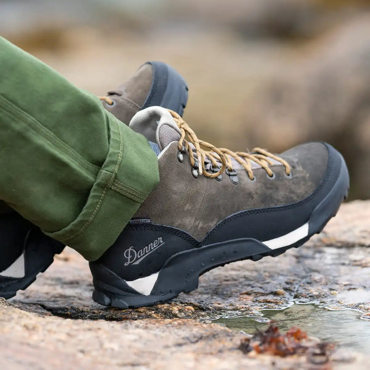 Panorama Low 4" Black Olive