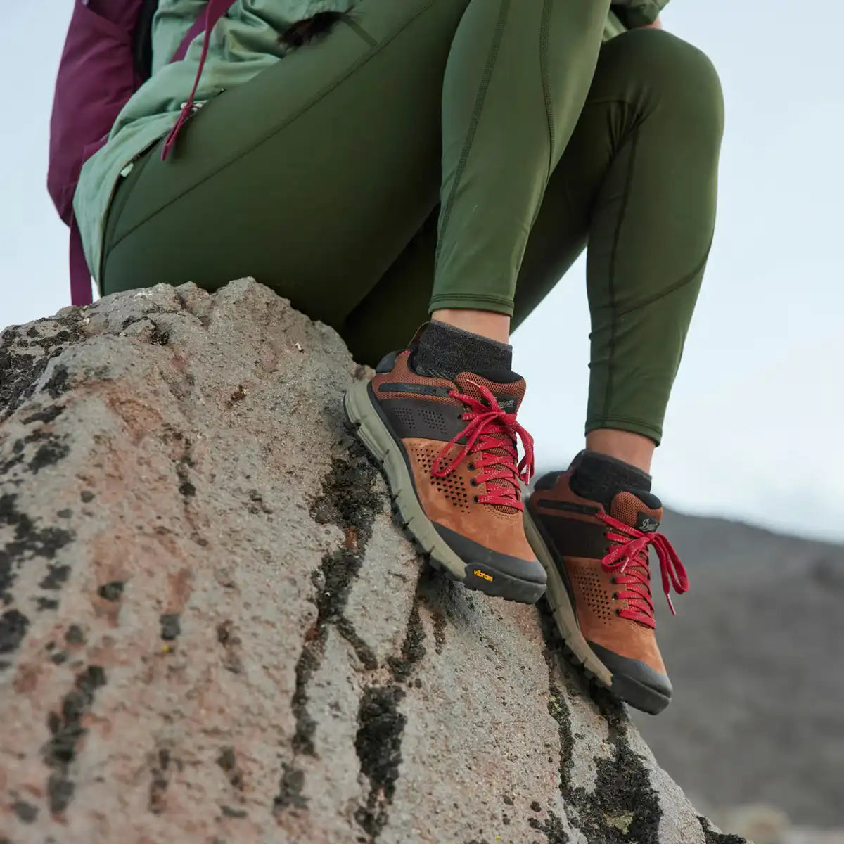 Women's Trail 2650 3" Brown/Red