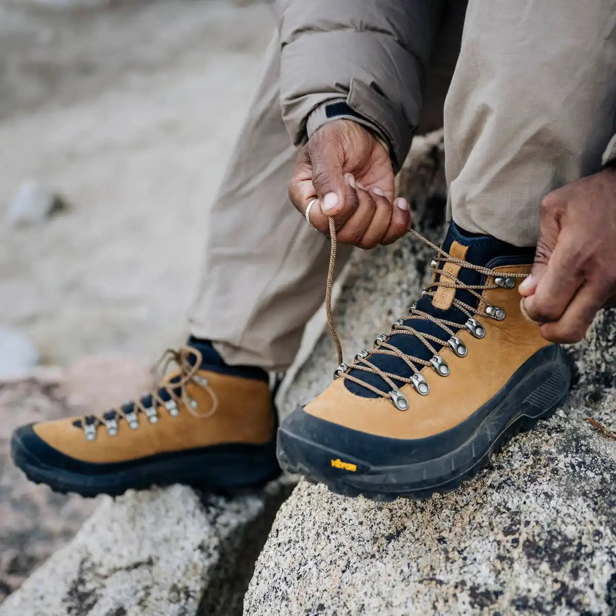 Men's MTN45 Mid GTX Bone Brown