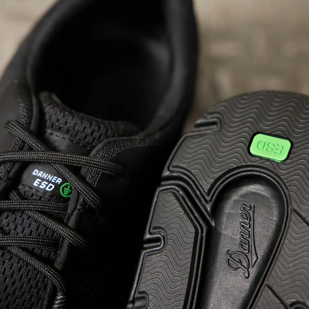 Run Time 3" Black ESD NMT